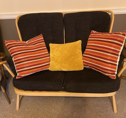 Beautiful ercol evergreen - beautiful,